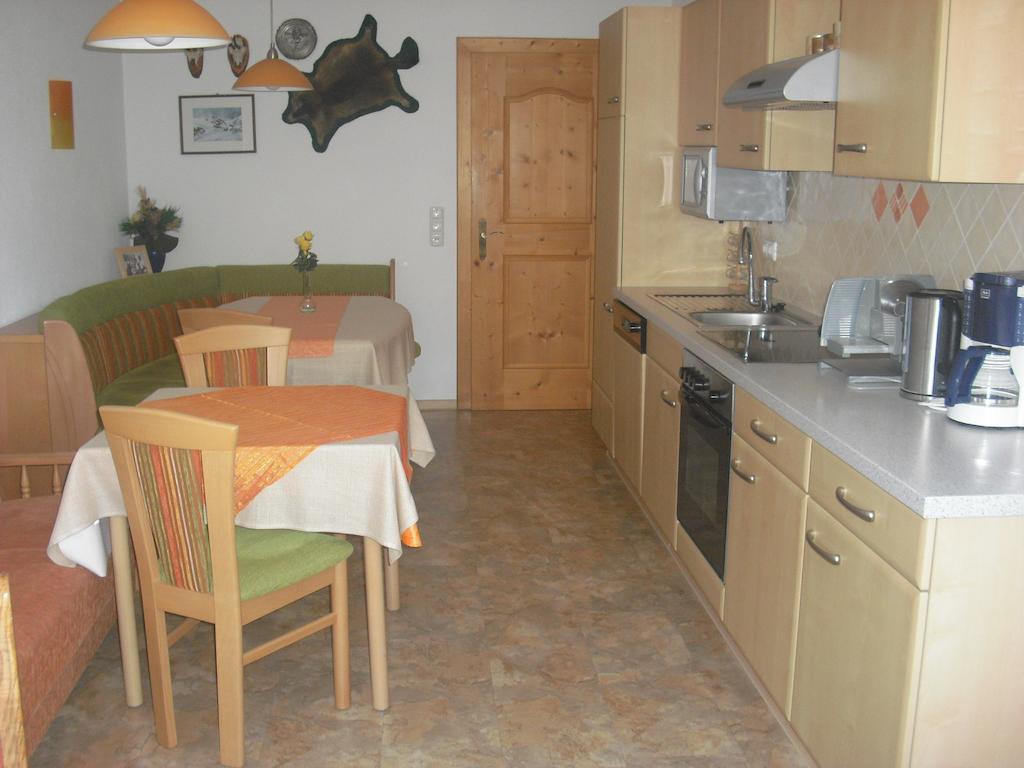 Landhaus Granat Mayrhofen Habitación foto